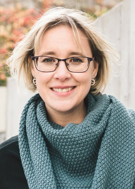 Portrait von Pfarrerin Dr. Maraike Heymann