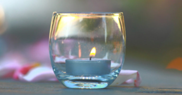 Kerze im Glas